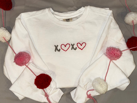 xoxo pullover adult small